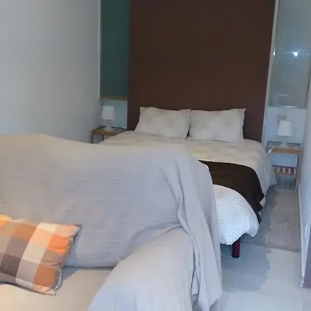 Stayingirona Center Apartment *
