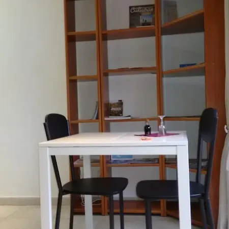 Stayingirona Center * Gerona