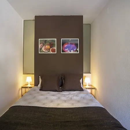 Stayingirona Center Apartment